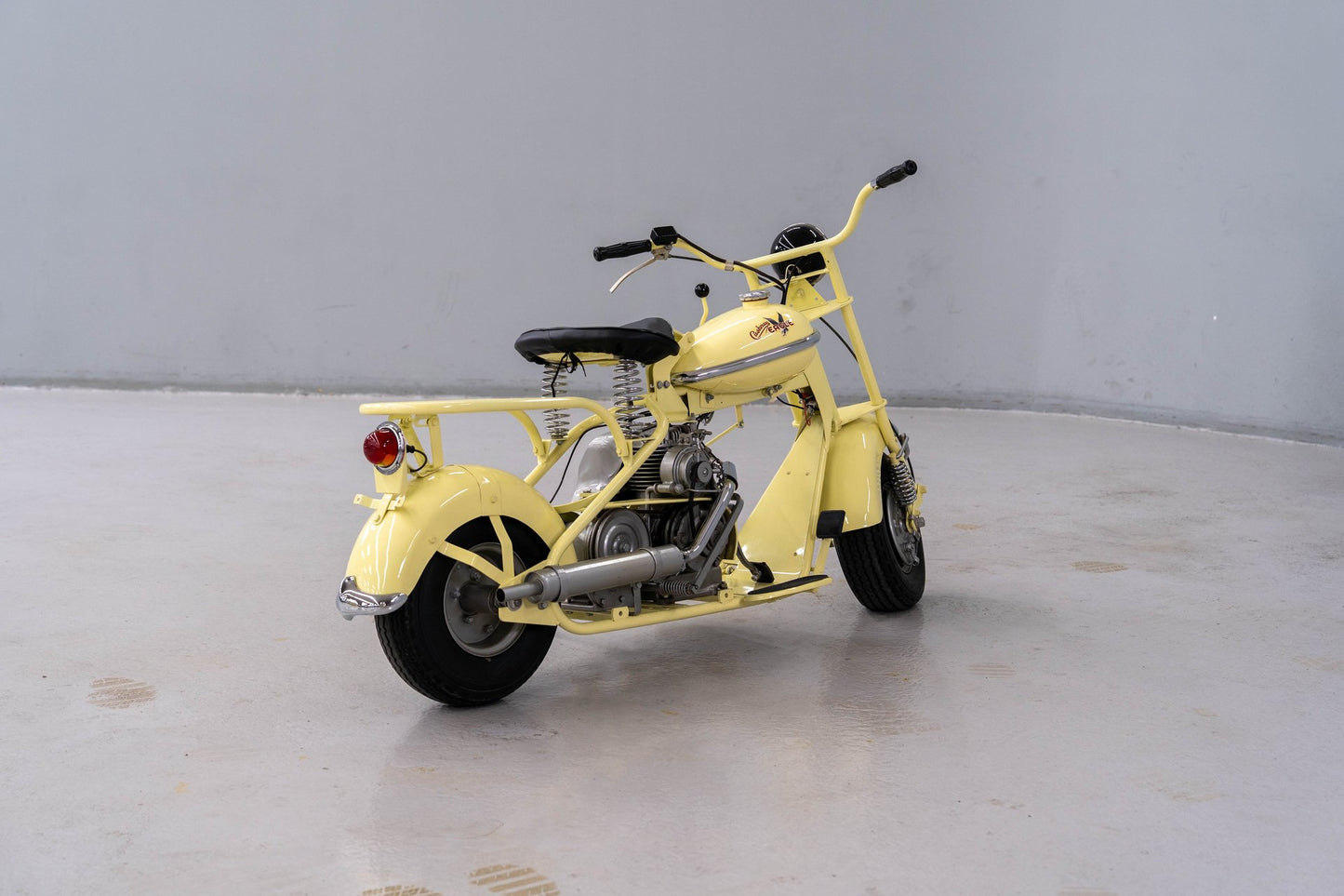 Stock #10476-1951 Cushman Eagle 765