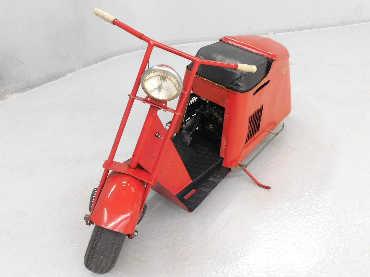 1956 Cushman Pacemaker 60 Series