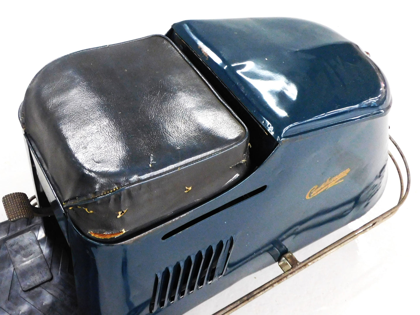 STK 10363 1947 Cushman Pacemaker Model 52