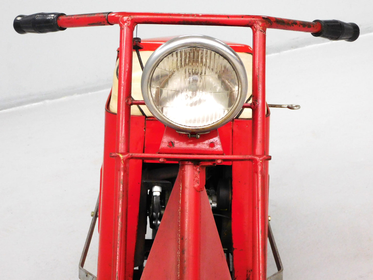 STK 10364 1948 Cushman Model 54