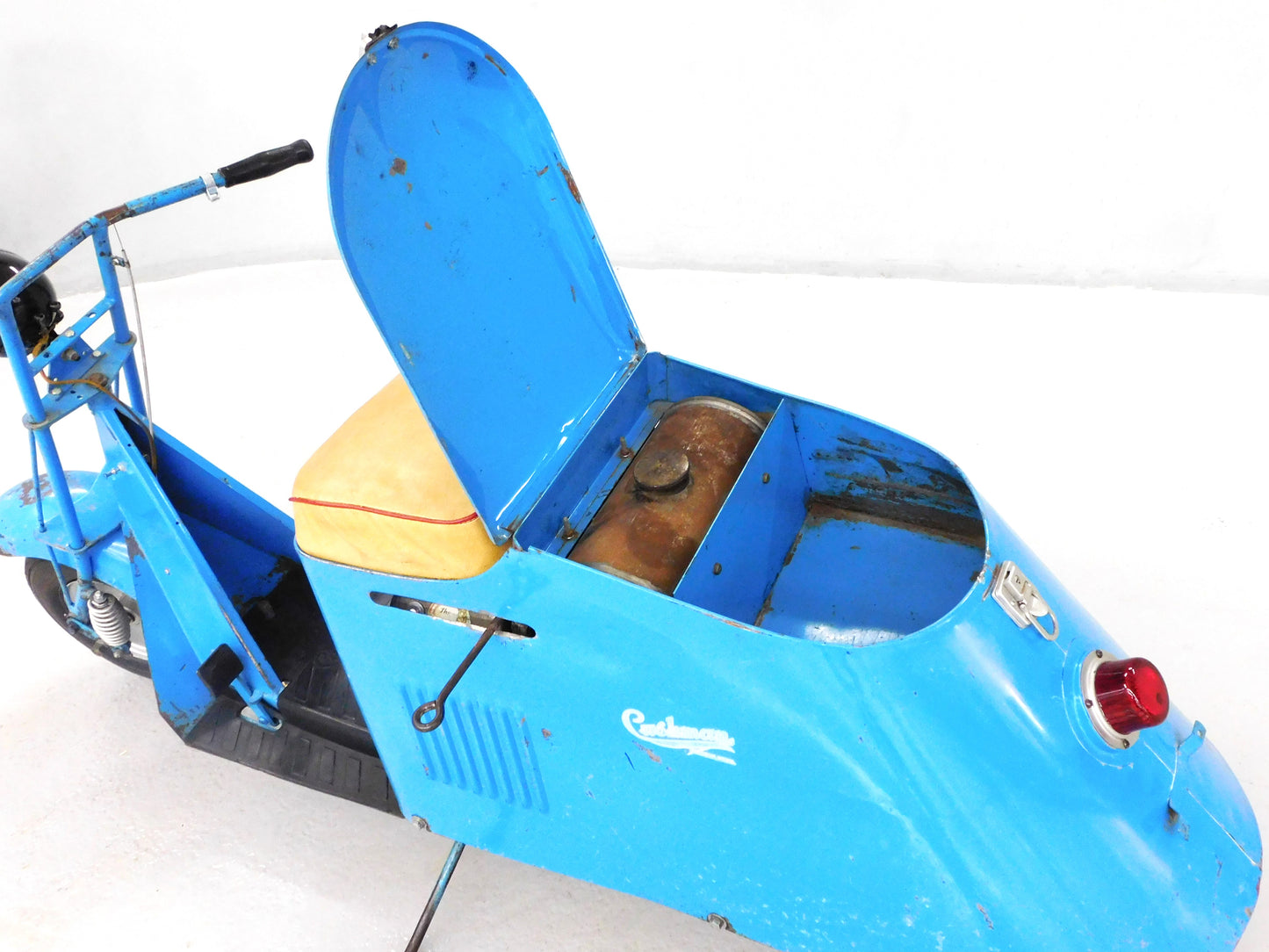 STK 10391 1955 Cushman Road King
