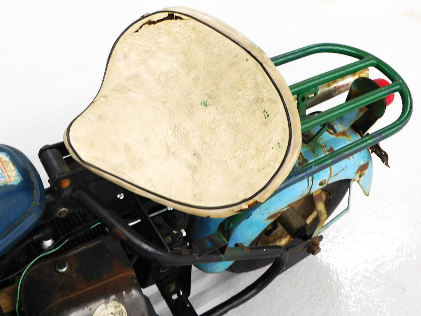 STK 10393 1961 Cushman Eagle