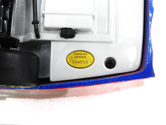 STK 10311  2000 Jeff Gordon Owner's Series 1:24 Sample Diecast