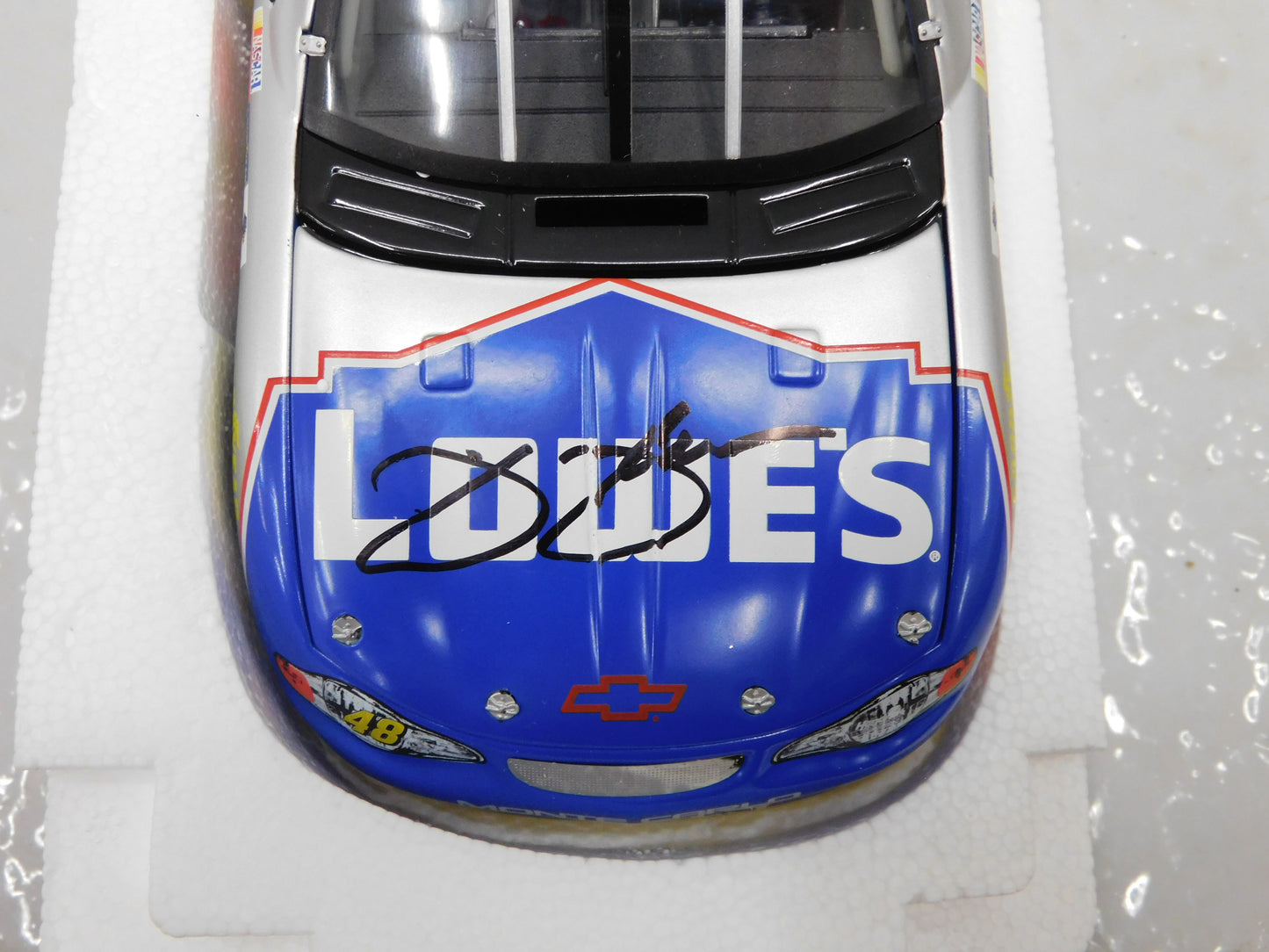 STK 10310  2002 Autographed Jimmie Johnson Rookie Sample 1:24 Diecast