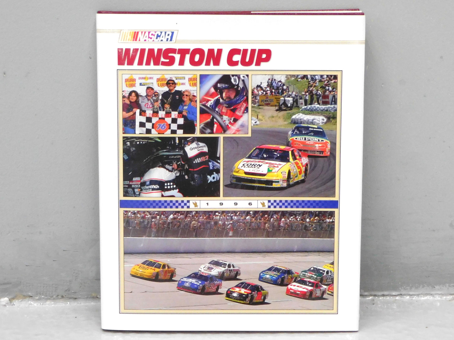STK 10302 1996 Winston Cup Yearbook