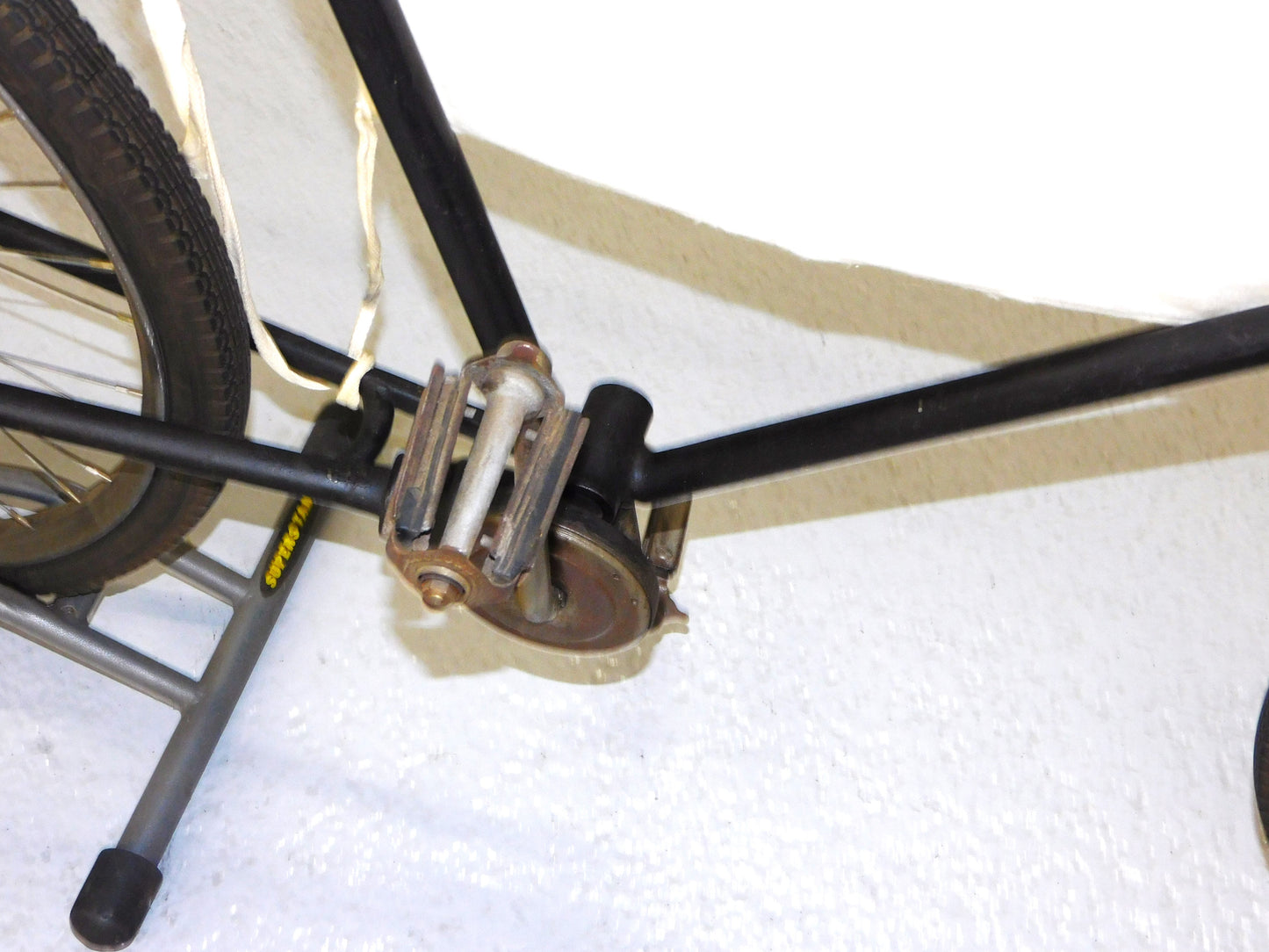 STK 10401  1903 Columbia Chainless Bicycle