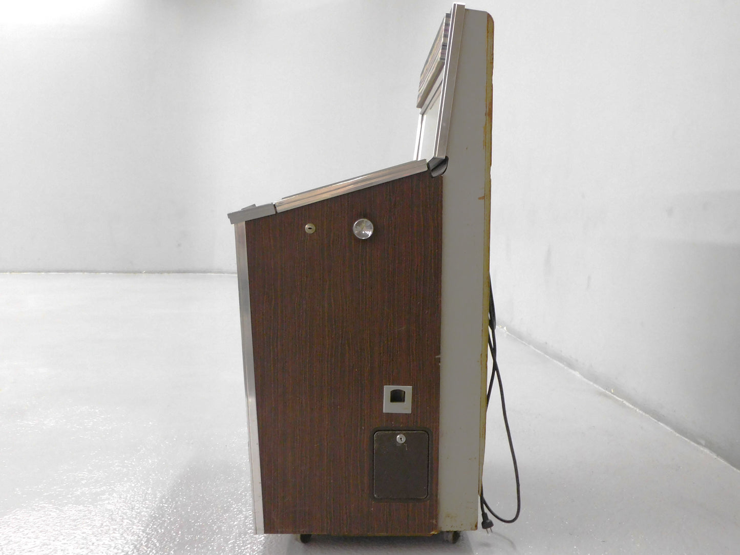 STK 10446 1966 Rock-Ola Model 432 GP160 Jukebox