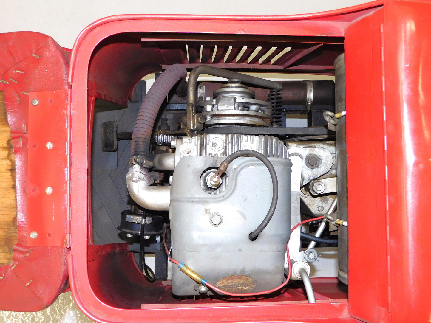 STK 10445  1952 Cushman Road King