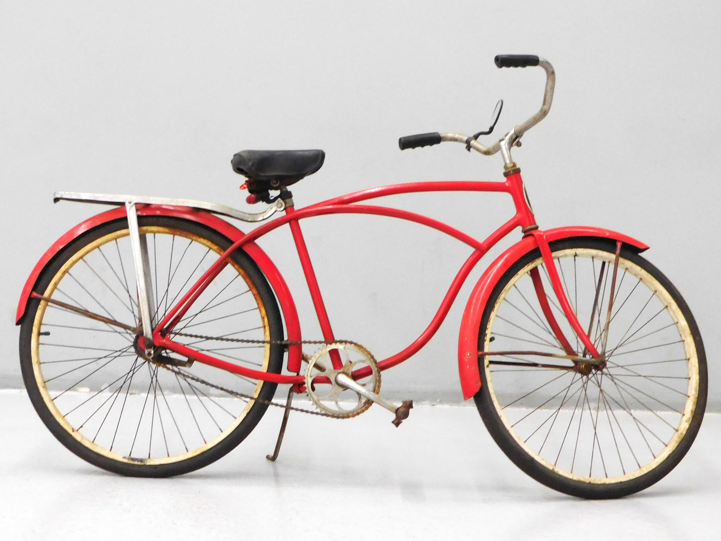 STK 10485 Vintage Schwinn Boys Bicycle