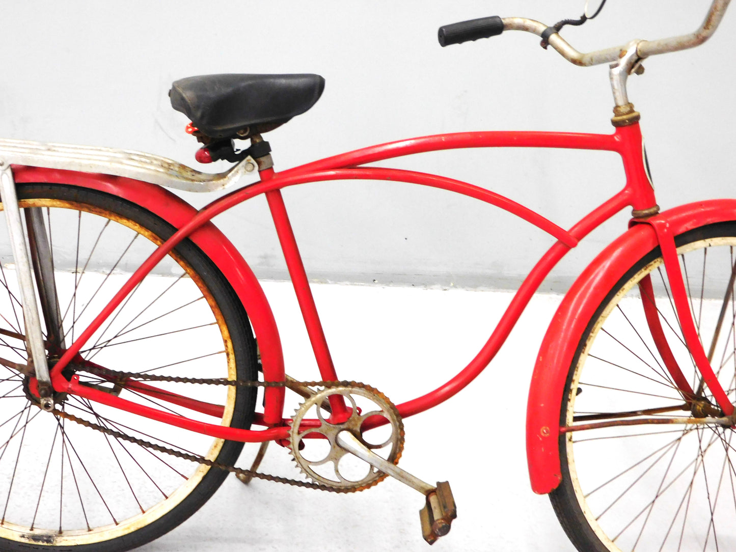 STK 10485 Vintage Schwinn Boys Bicycle