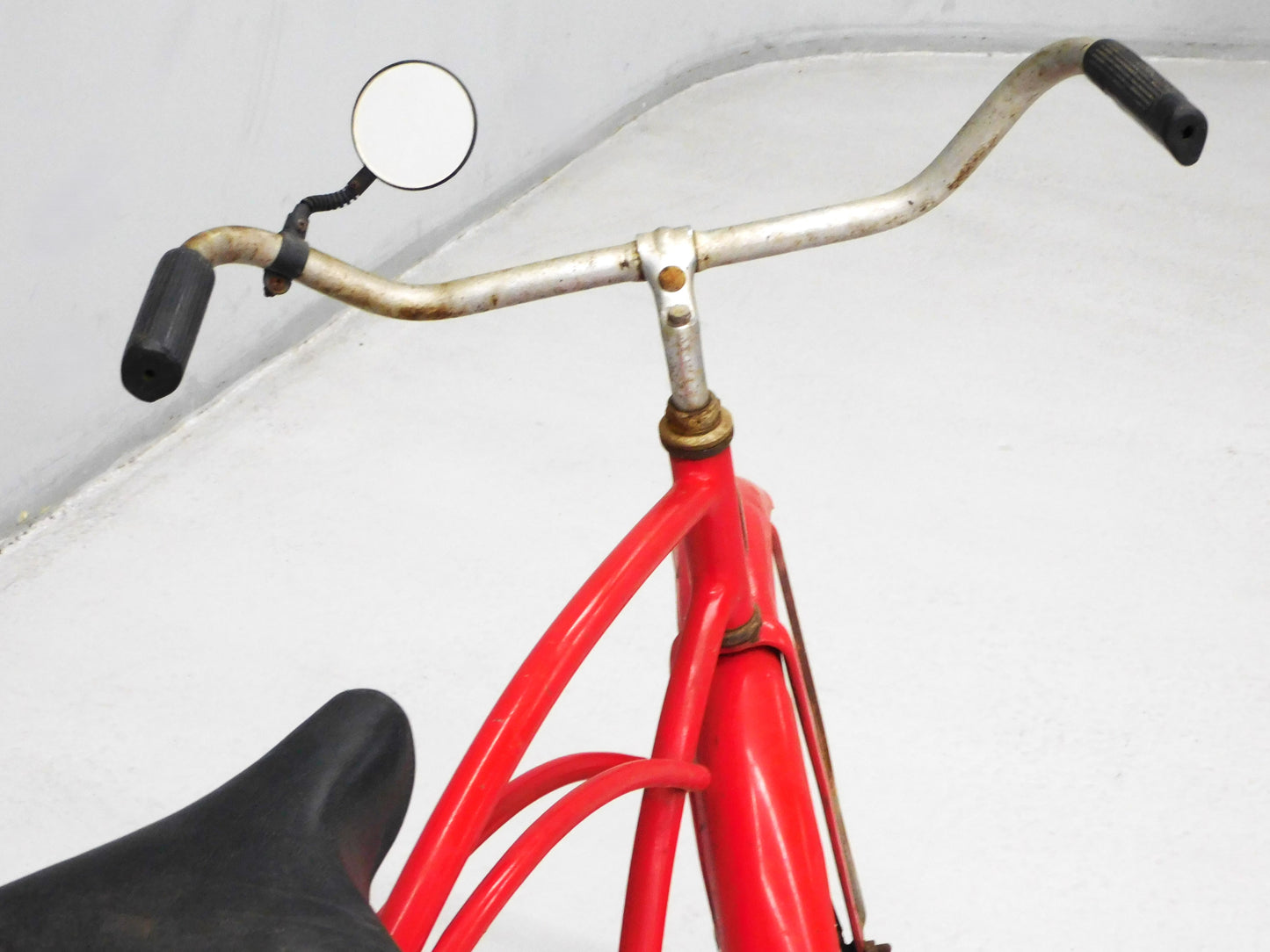 STK 10485 Vintage Schwinn Boys Bicycle