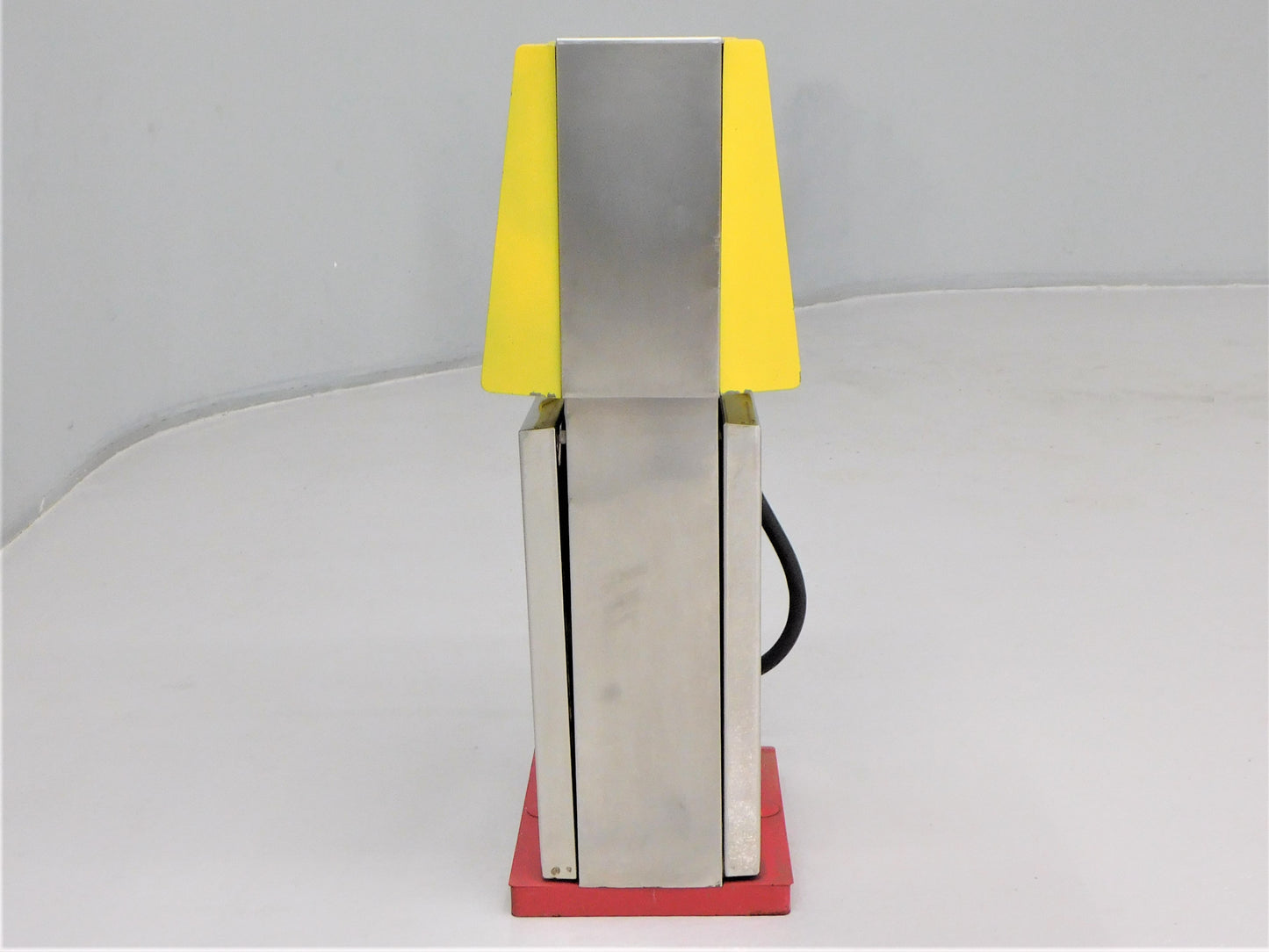 1963 Original Gilbarco Trimline Shell Gas Pump