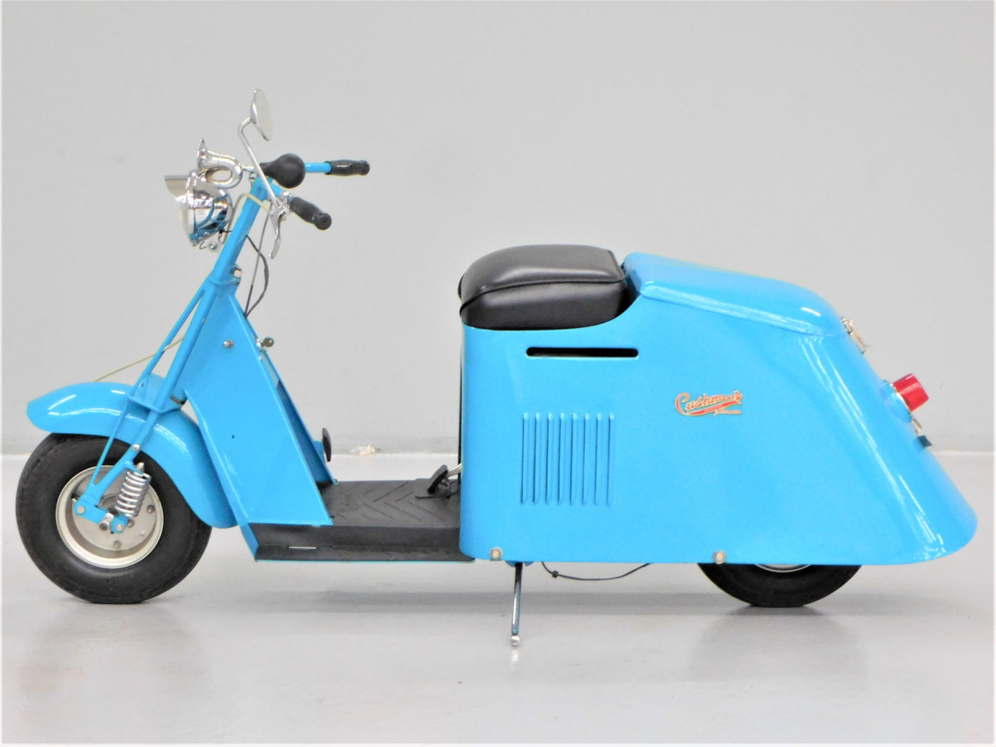 1951 Cushman Pacemaker Model 62
