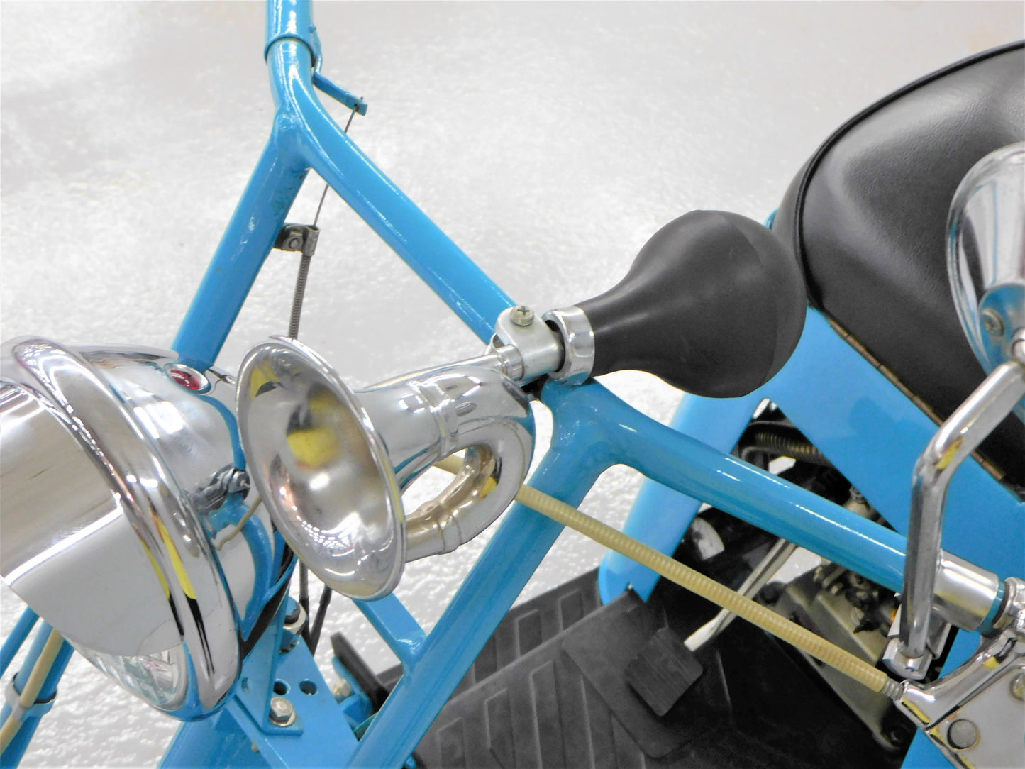 1951 Cushman Pacemaker Model 62