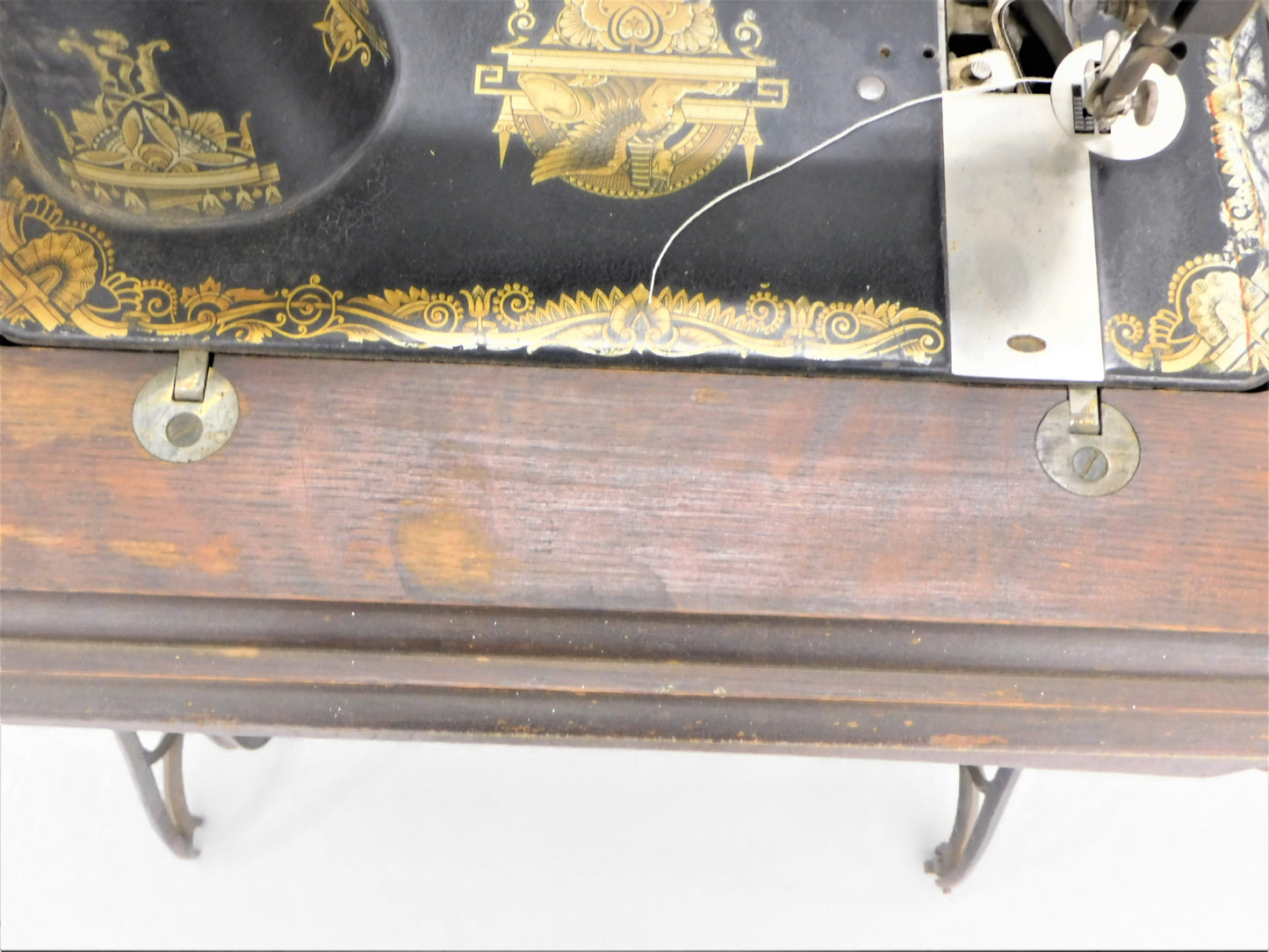 1920 Singer Sewing Machine