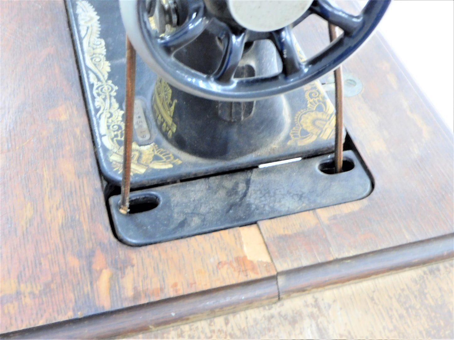 1920 Singer Sewing Machine