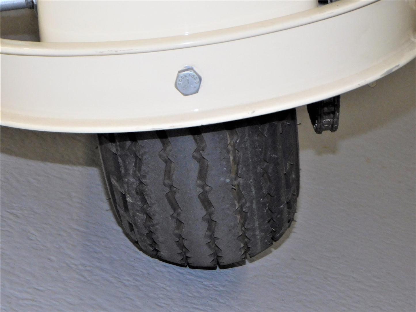 STK 10257  1952 Cushman Deluxe Highlander