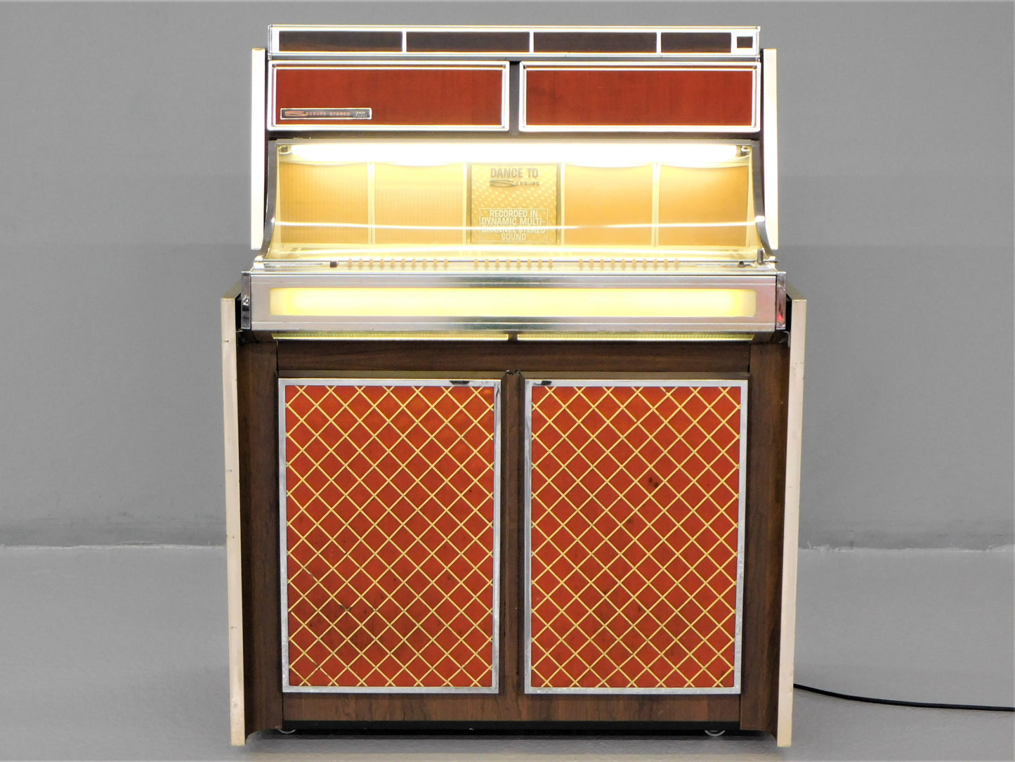 STK 10300 1964 Seeburg Jukebox