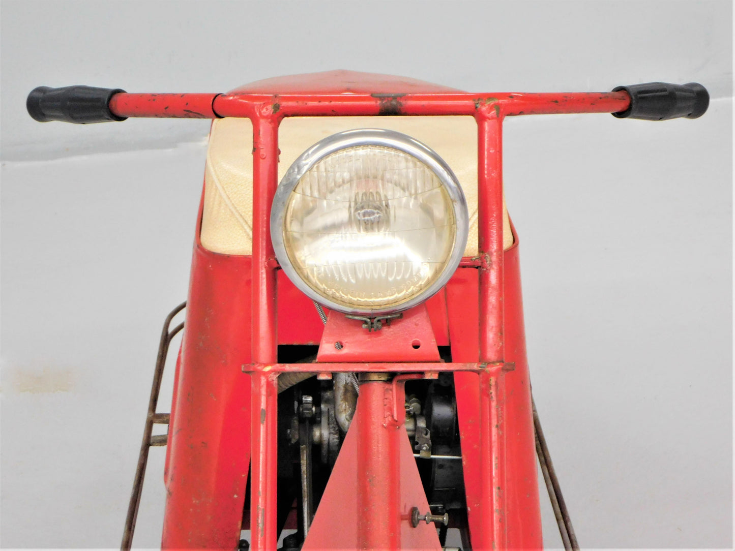 STK 10288 1949 Cushman Model 64