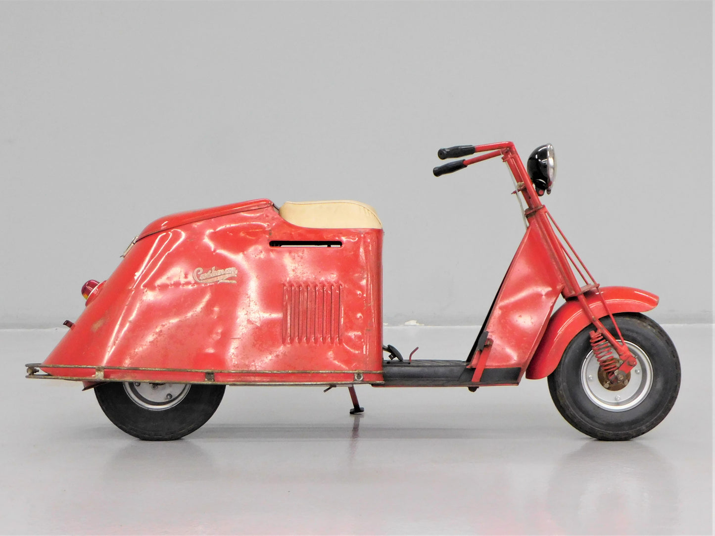 STK 10288 1949 Cushman Model 64