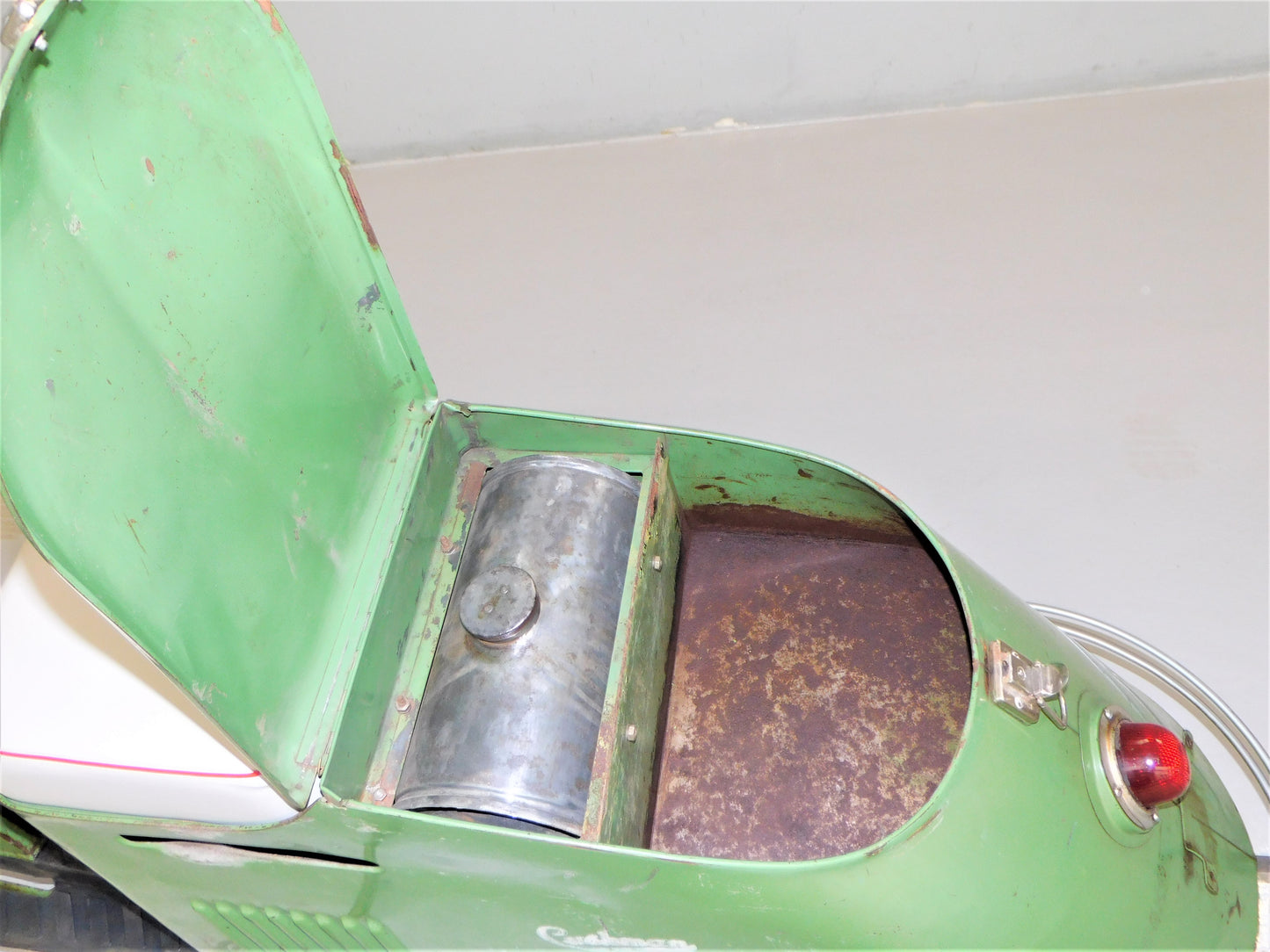 1949 Cushman Model 64