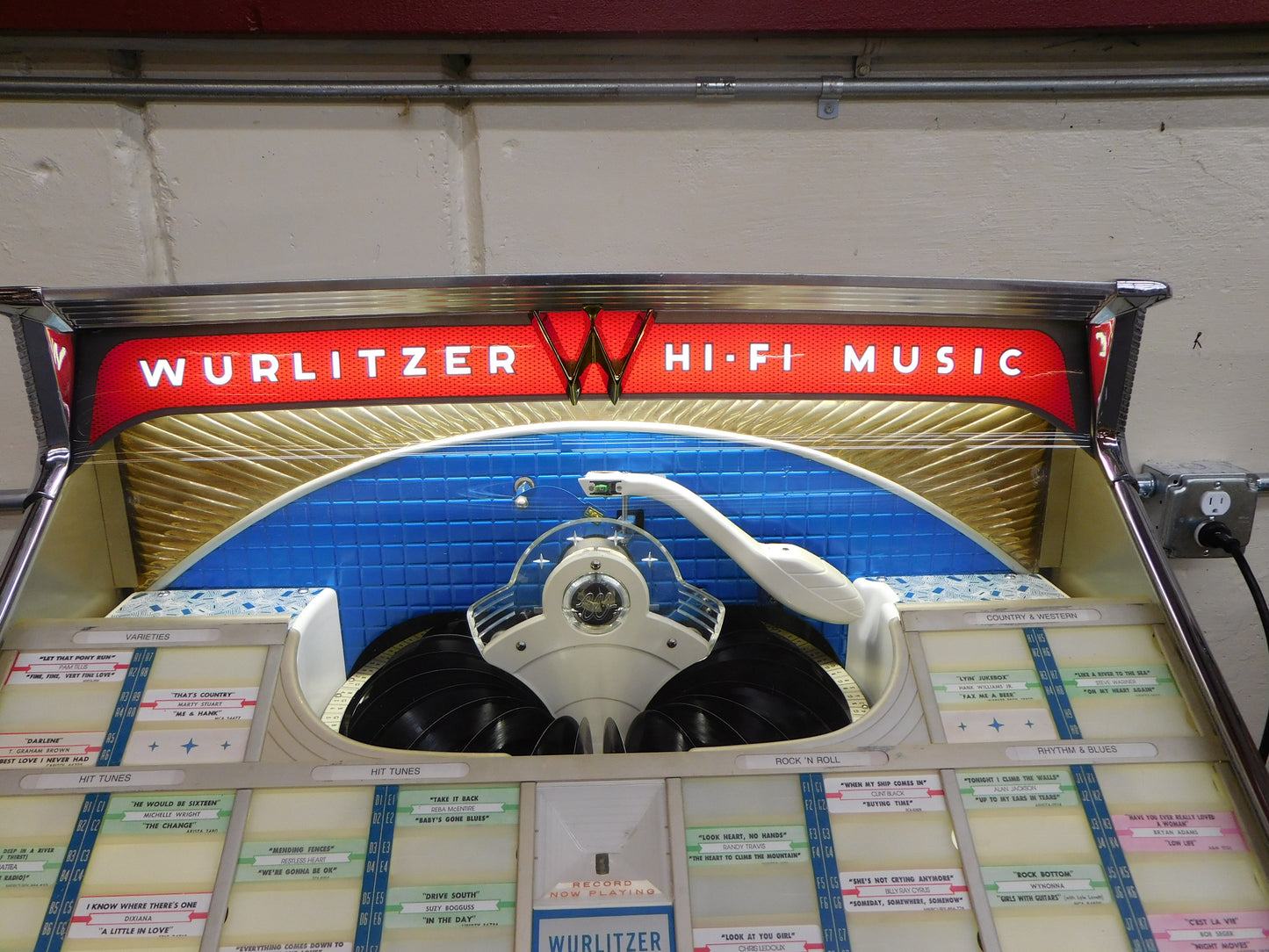 STK 10028  1960 Wurlitzer Model 2410 Jukebox
