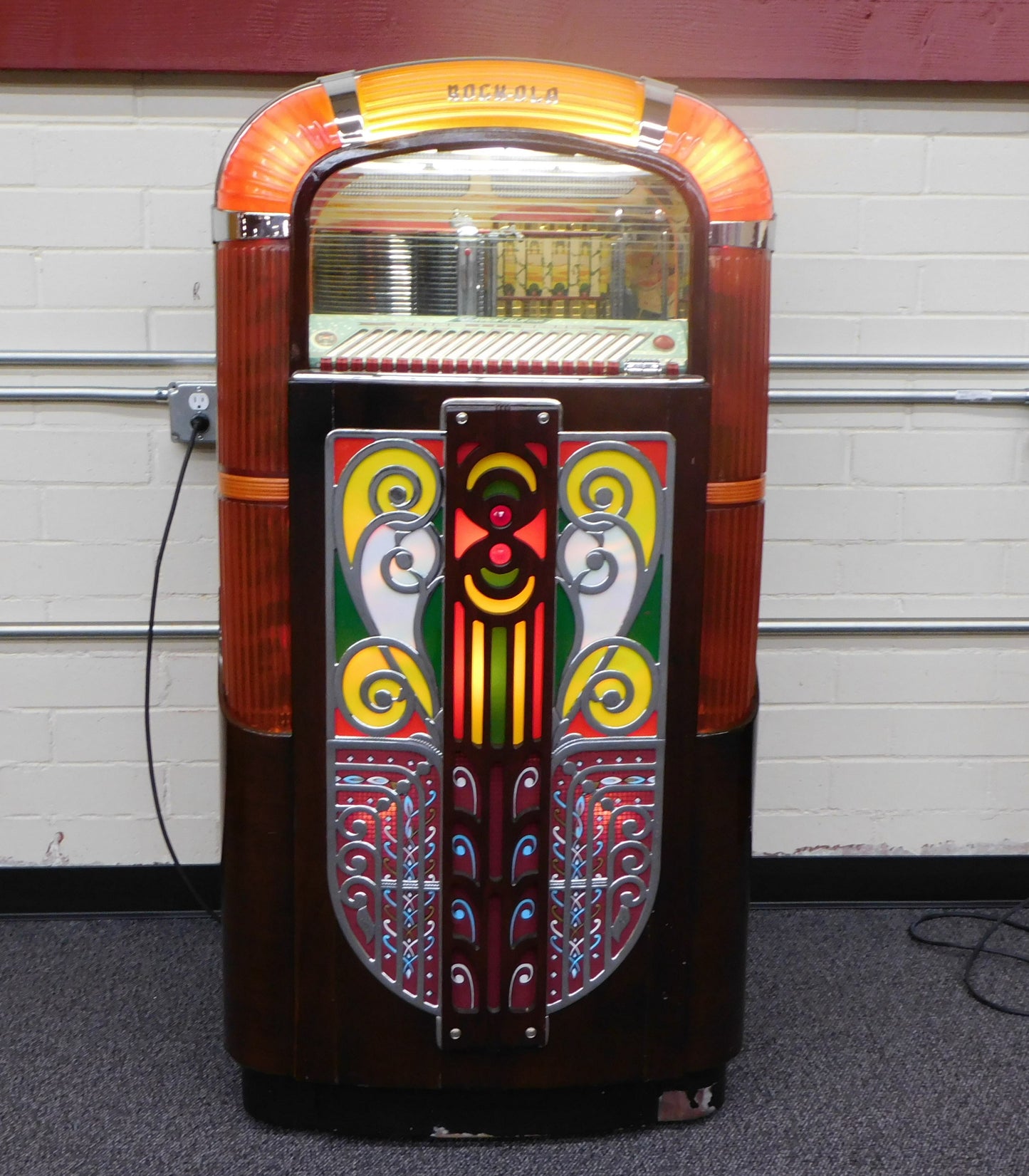 1946 Rock-Ola Model 1422 Jukebox