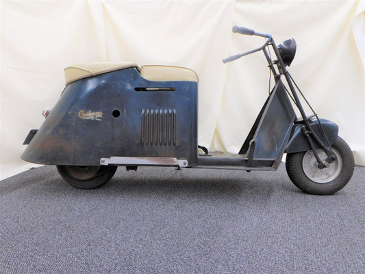 STK 10040  1946 Cushman Pacemaker Scooter