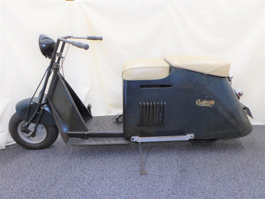 STK 10040  1946 Cushman Pacemaker Scooter