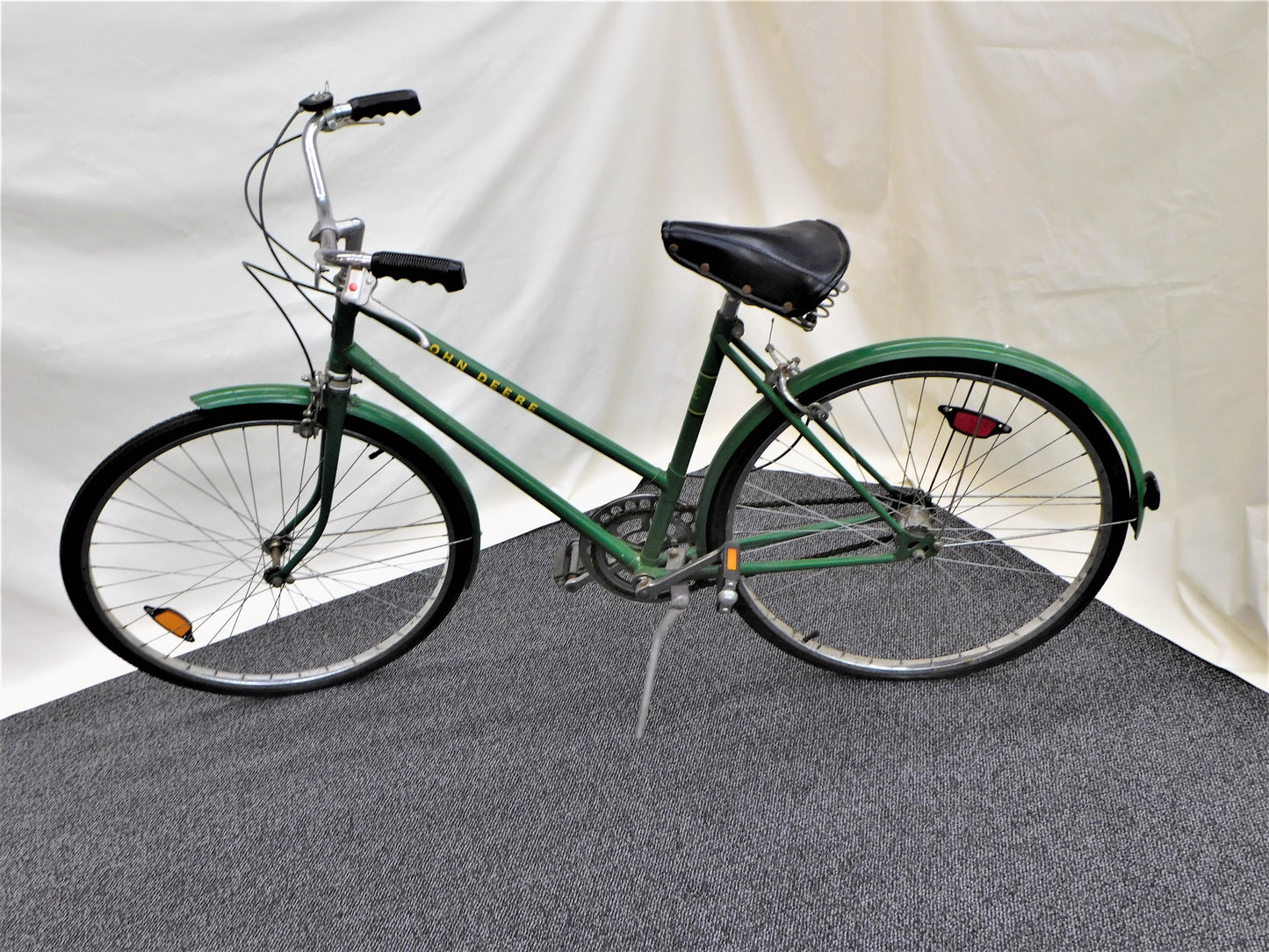 STK 10057 John Deere Bicycle