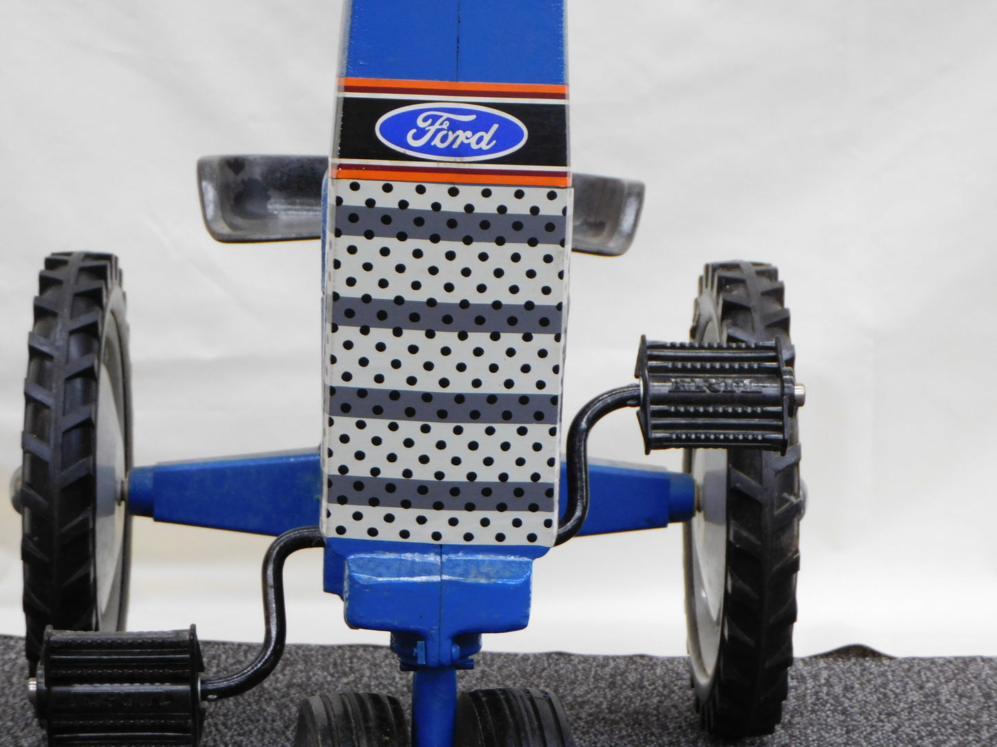 STK 10056  1986 Ford TW-5 Pedal Tractor