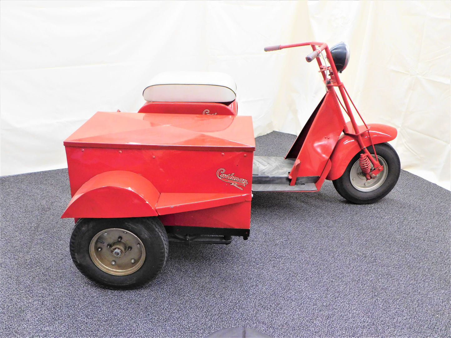 1954 Cushman Deluxe Highlander w/ Sidecar