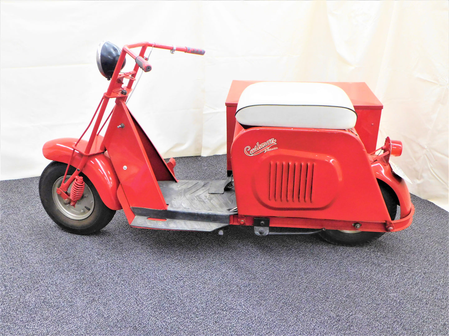 1954 Cushman Deluxe Highlander w/ Sidecar