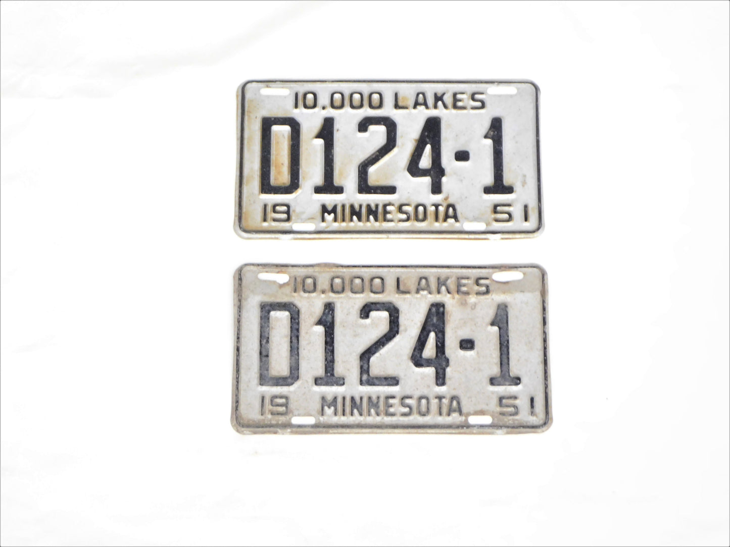 STK 10172 1951 Minnesota Plate Set