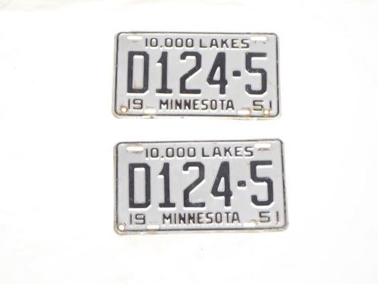 STK 10176  1951 Minnesota Plate Set