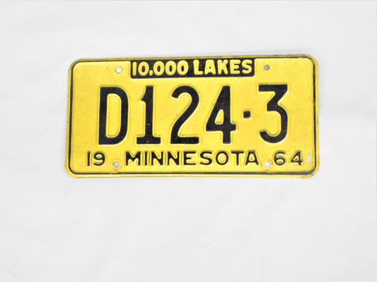 STK 10183  1964 Minnesota Single License Plate