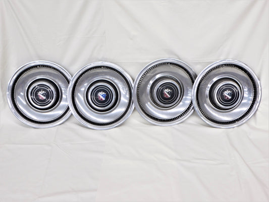 STK 10149  1974-76 Buick Hubcaps - Set of 4