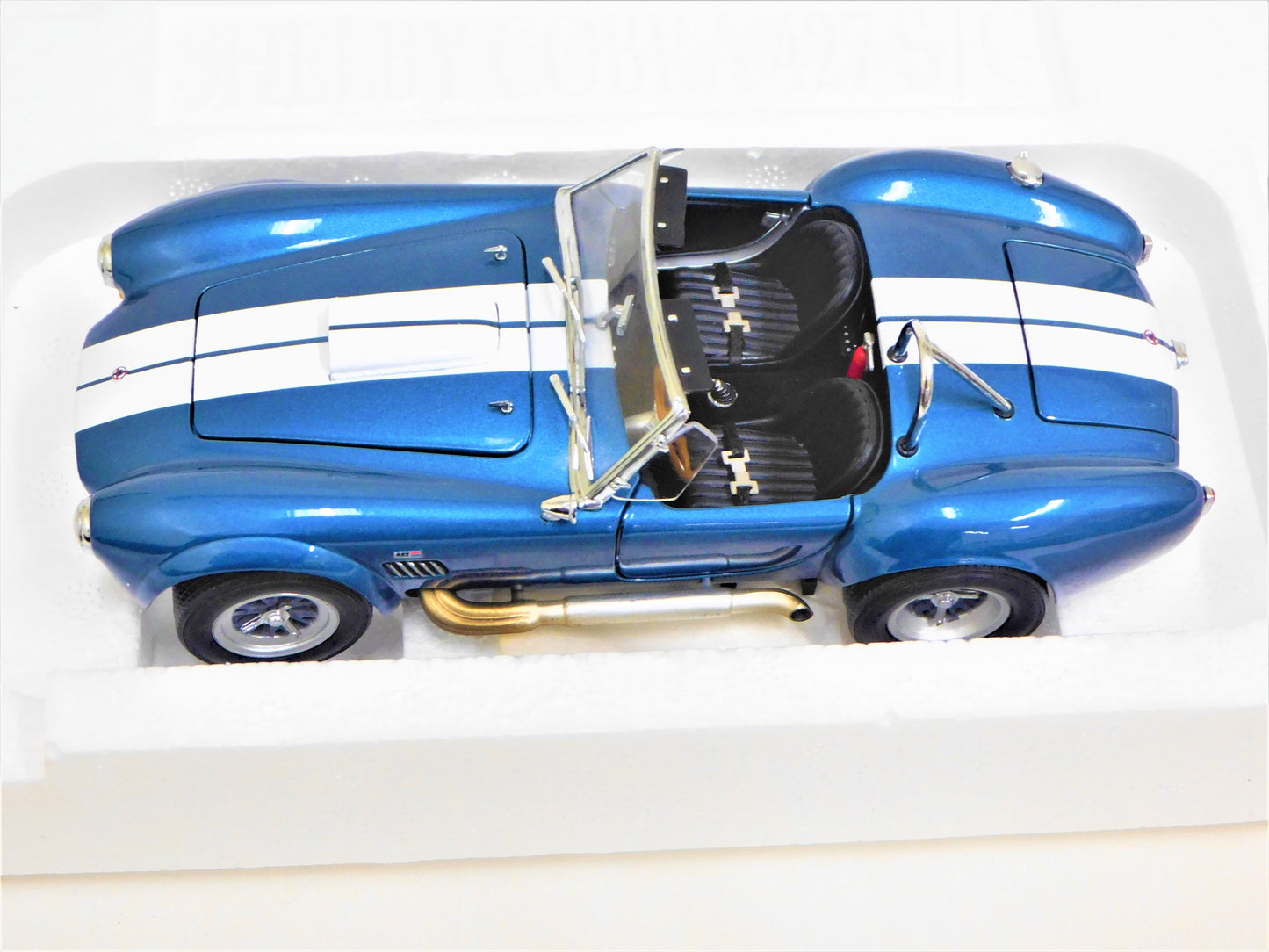 STK 10155  WIX 1965 Blue Shelby Cobra 1/24 Die Cast *Price Includes Tax and Shipping within the US*