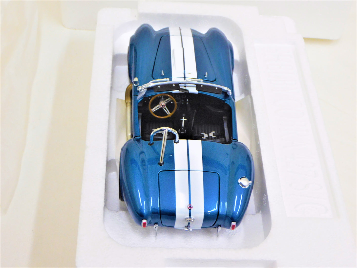 STK 10155  WIX 1965 Blue Shelby Cobra 1/24 Die Cast *Price Includes Tax and Shipping within the US*