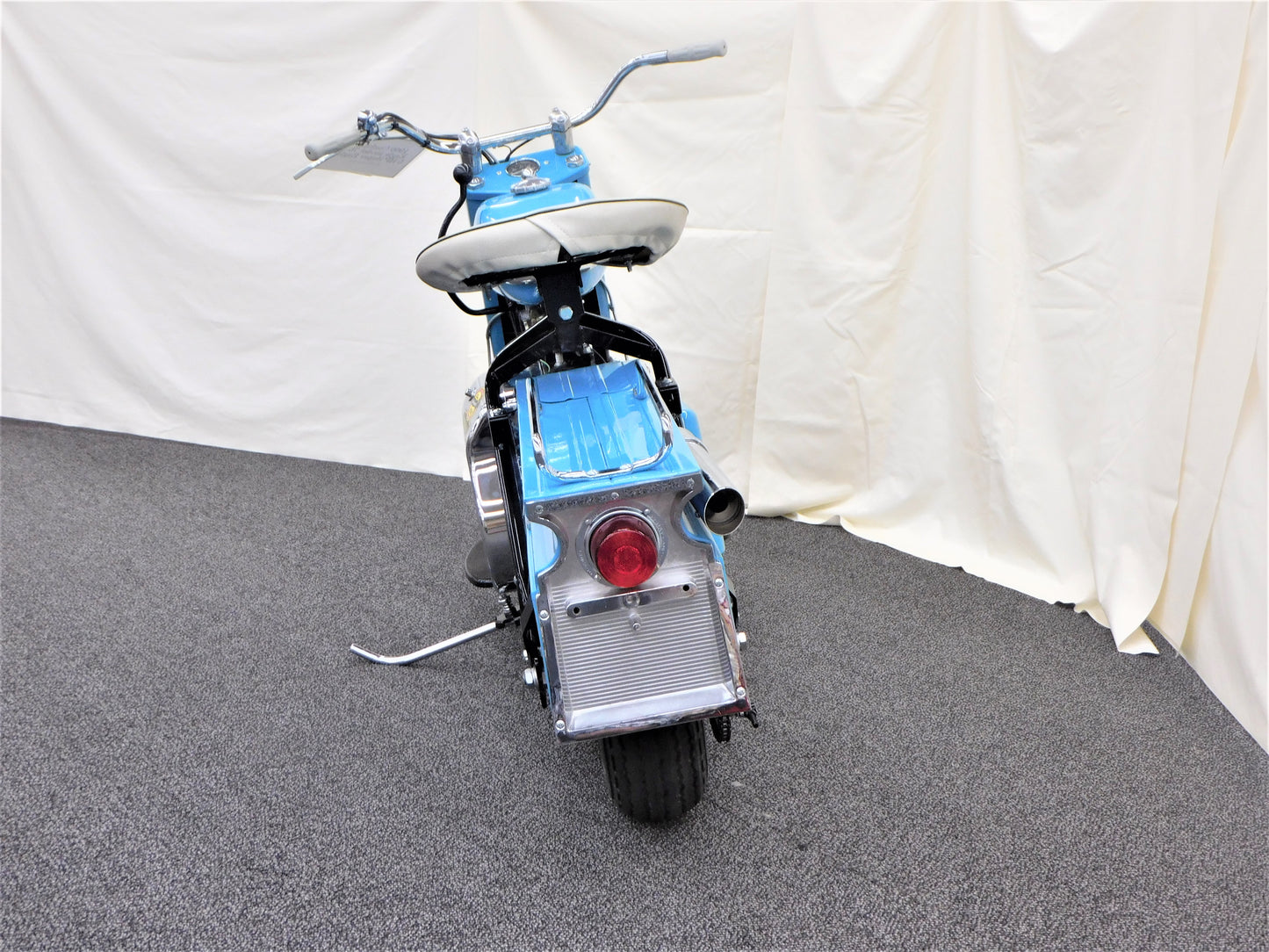 1960 Cushman Super Eagle Model 765