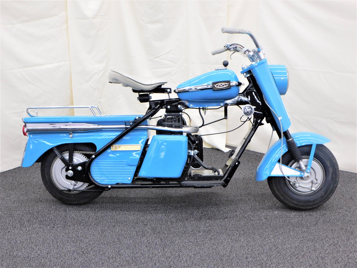 1960 Cushman Super Eagle Model 765