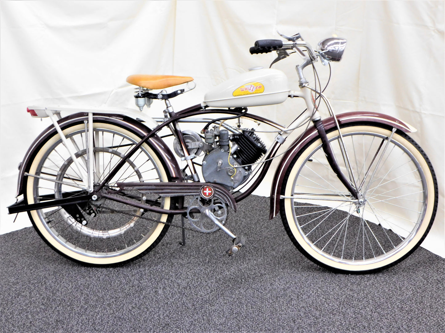 STK 10205 1950 Schwinn S-4 Bicycle w/ Whizzer Motor