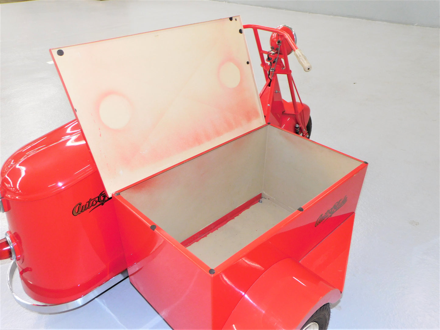 1944 Cushman AutoGlide with Side Car