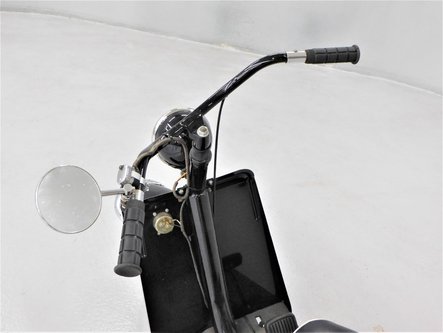 1960 Cushman Highlander