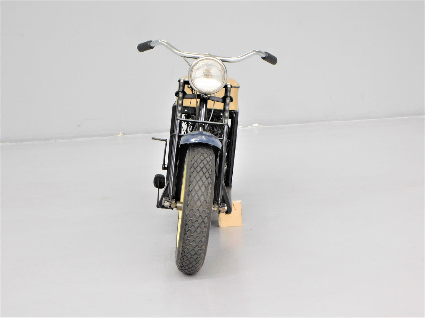 STK 10233 Late 1950's Simplex Automatic Scooter
