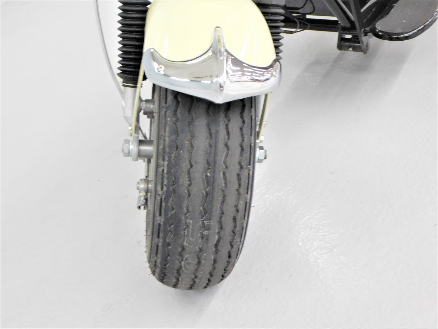 1961 Cushman Super Eagle