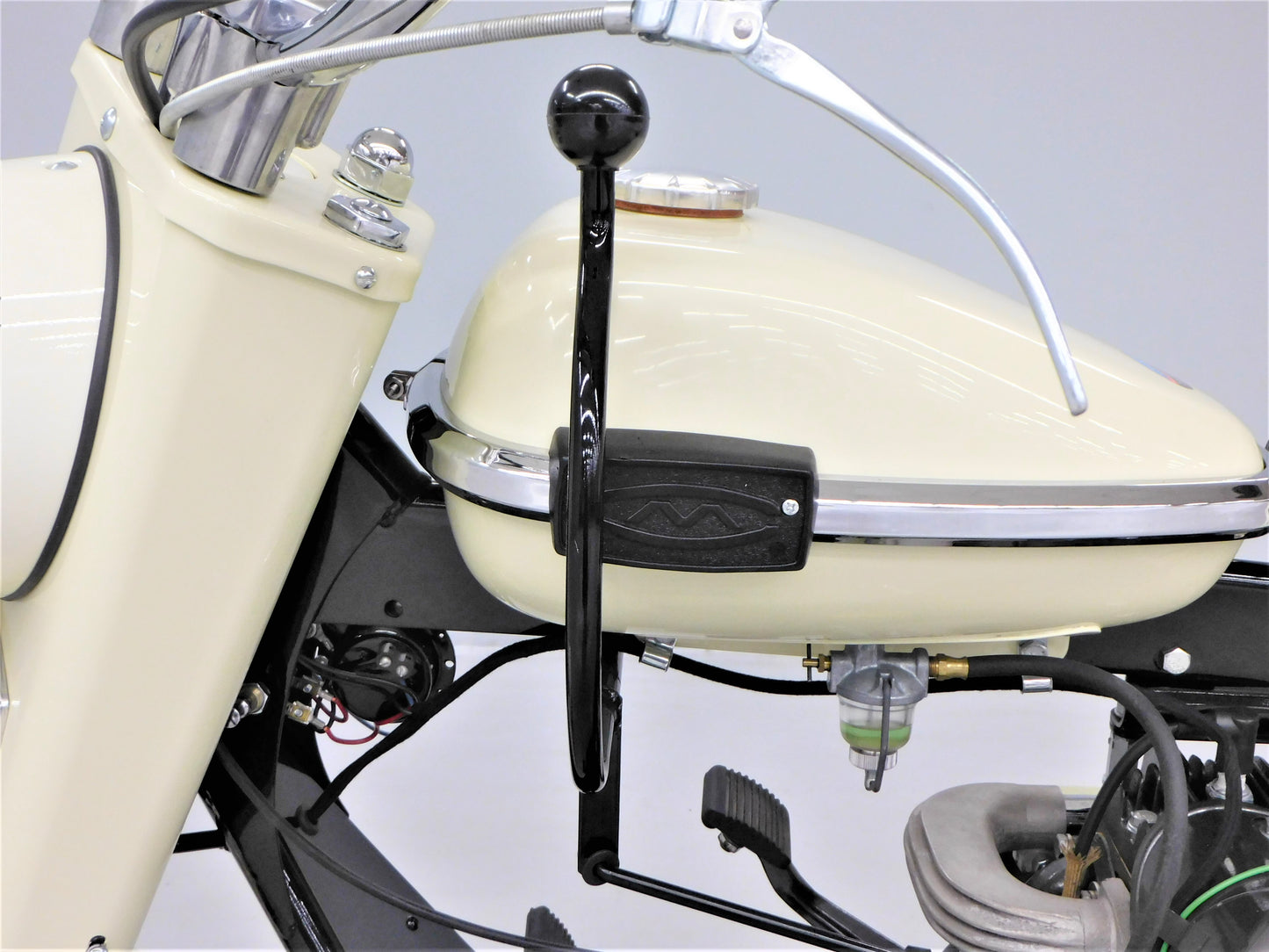 1961 Cushman Super Eagle