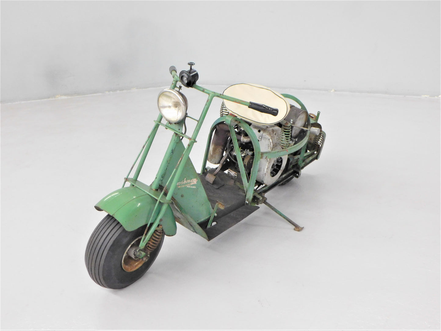 1948 Cushman Civilian Airborne Model 53A