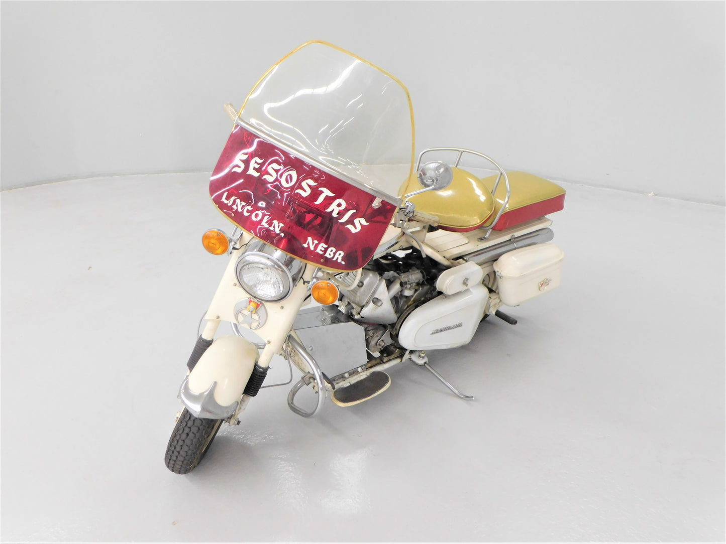 1963 Cushman Shriner's Super Silver Eagle