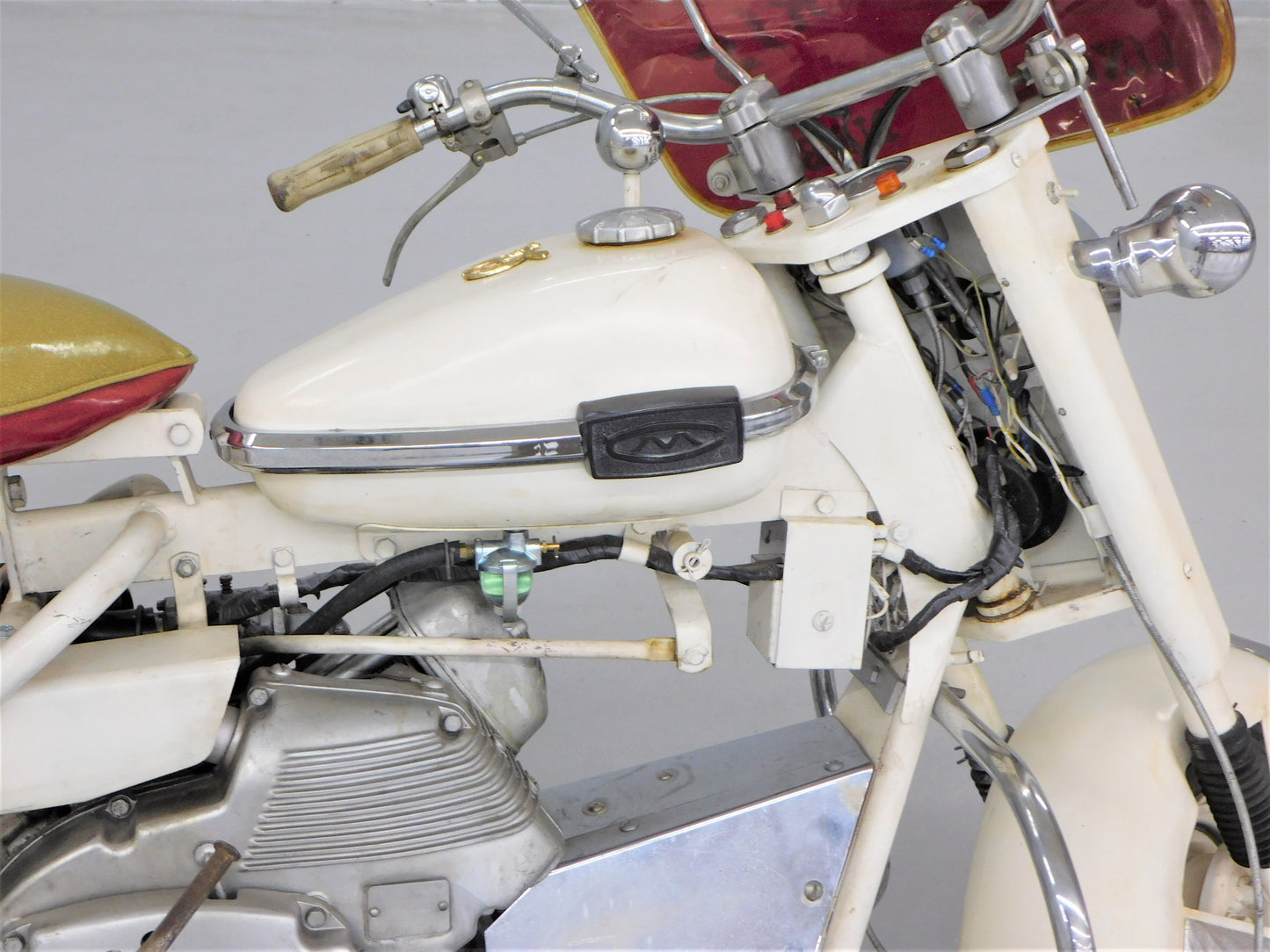 1963 Cushman Shriner's Super Silver Eagle